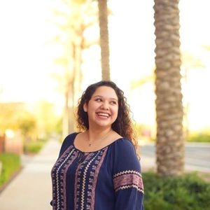 Meet your Posher, Adriana